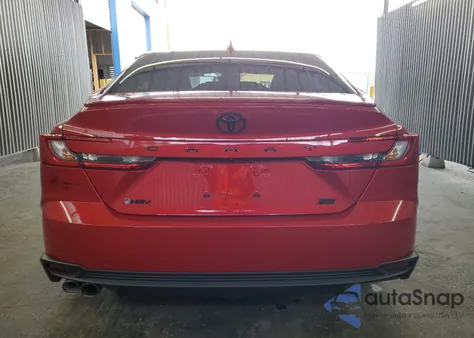 2025 Toyota Camry Xse z USA, uszkodzony, nr VIN 4T1DAACK4SU038341
